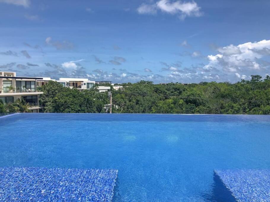 Suit Next To The Common Top Roof Exclusive Building Kingsize Bed 2 Super Pools, Gym, Grill Tulum Exteriör bild