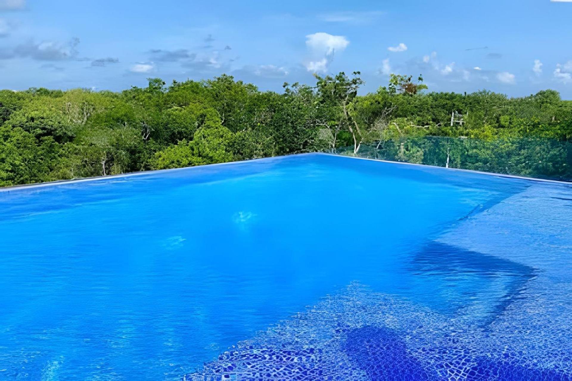 Suit Next To The Common Top Roof Exclusive Building Kingsize Bed 2 Super Pools, Gym, Grill Tulum Exteriör bild
